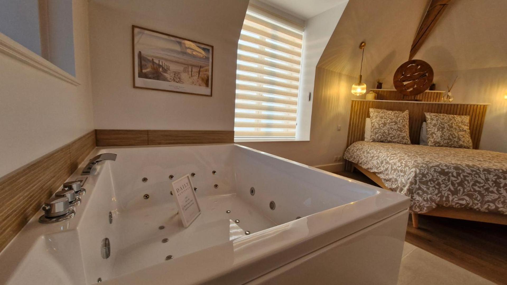 La Suite Nature Jacuzzi Au Coeur Du Chateau De Boissettes エクステリア 写真